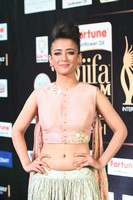 Akshara Haasan at IIFA 2017 Awards
